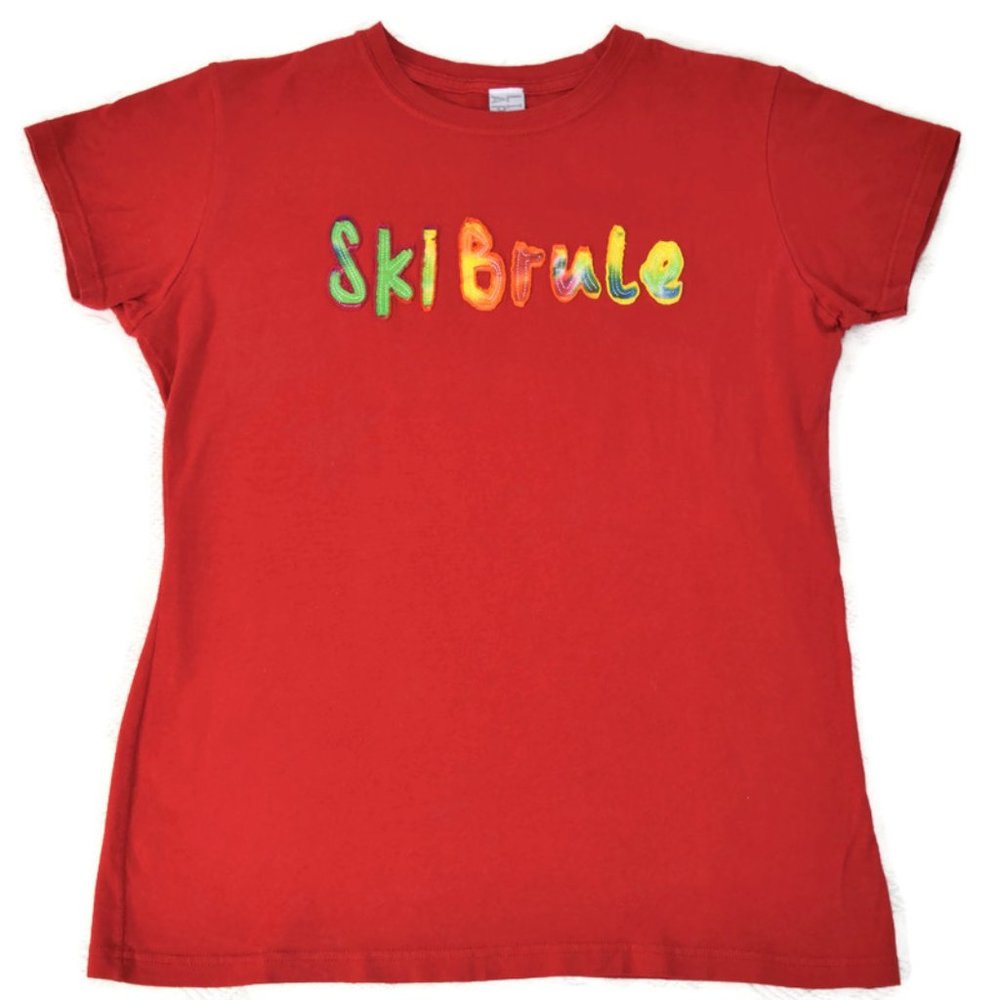 Ski Brule Michigan Tie Dye Patch Logo Souvenir T-Shirt Rainbow Snowboard Red L